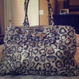 Leopard print Guess handbag